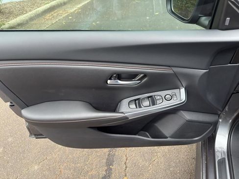 New 2025 Nissan Sentra SR image 17