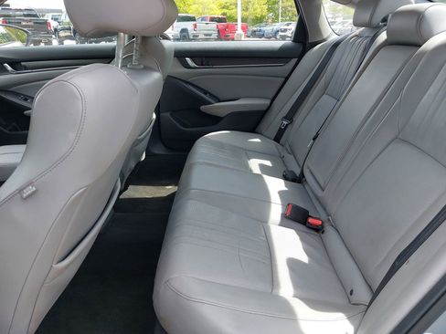 Used 2018 Honda Accord EX-L image 14