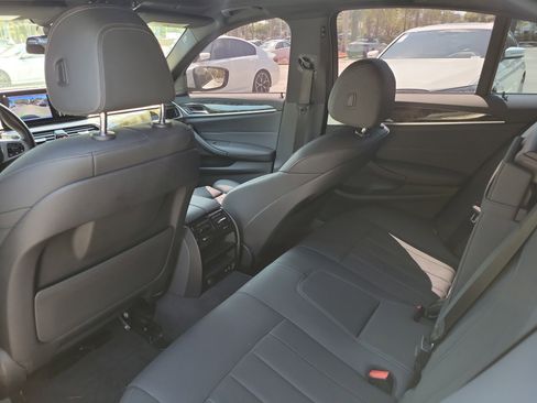 Used 2023 BMW 540i xDrive 540i xDrive w/ M Sport Package image 10