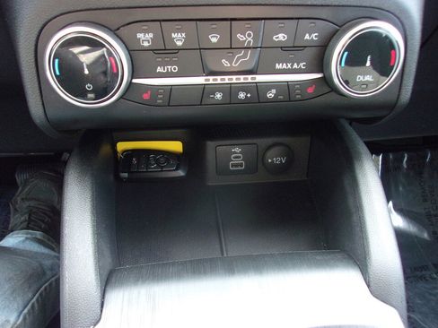 Used 2024 Ford Escape Active AWD/4WD image 23