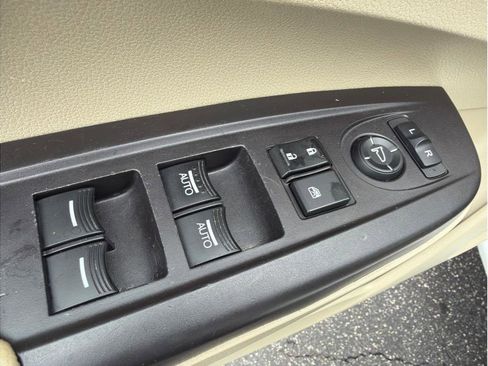 Used 2016 Acura RDX FWD w/ Advance Package image 10