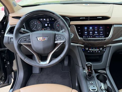 Used 2025 Cadillac XT6 Premium Luxury w/ Platinum Package AWD/4WD image 21