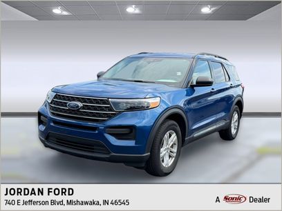 Certified 2023 Ford Explorer XLT w/ Class IV Trailer Tow Package