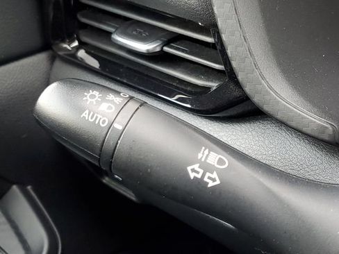 Used 2024 Nissan Sentra SV FWD image 10