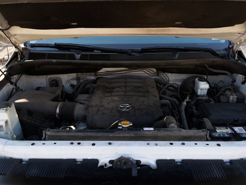 Used 2016 Toyota Tundra SR5 image 43