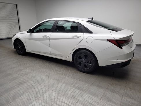 Used 2023 Hyundai Elantra SEL FWD image 3