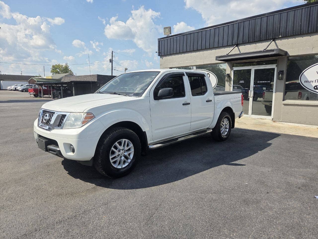 Used 2019 Nissan Frontier SV AWD/4WD image 2