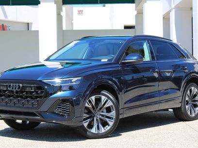 New 2025 Audi Q8 Premium