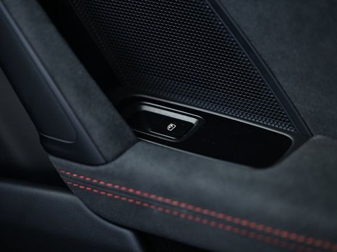 Certified 2023 Porsche 911 Carrera GTS image 47