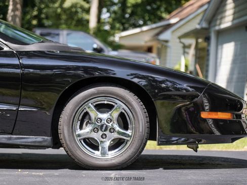 Used 1996 Pontiac Firebird Trans Am RWD image 11