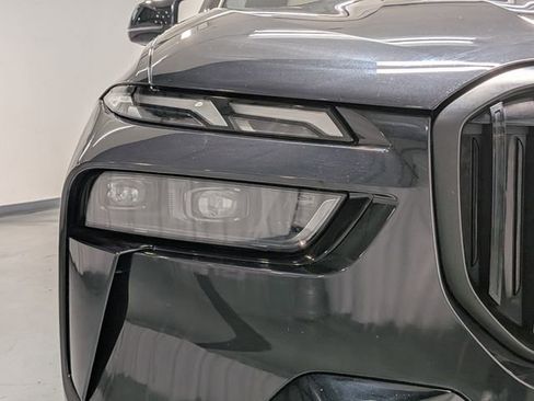 Used 2023 BMW X7 M60i w/ Executive Package image 28