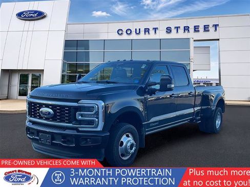 Certified 2025 Ford F350 Platinum AWD/4WD image 1