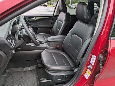 Used 2022 Ford Escape SEL w/ Technology Package AWD/4WD image 7