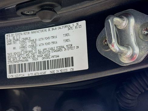 Certified 2023 Toyota Tacoma SR5 AWD/4WD image 28