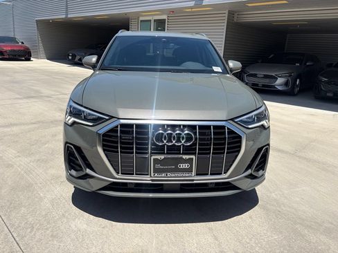 Used 2025 Audi Q3 2.0T Premium w/ Convenience Package AWD/4WD image 2