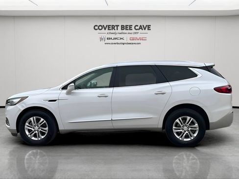 Used 2018 Buick Enclave Essence w/ Trailering Package image 4