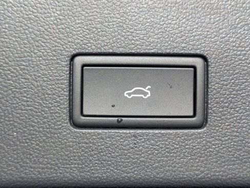 New 2026 Volkswagen Atlas SEL image 13