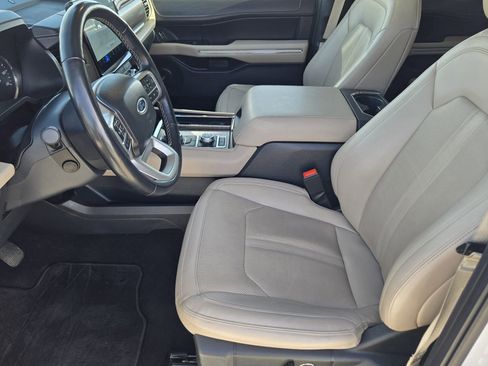 Certified 2024 Ford Expedition Limited image 14