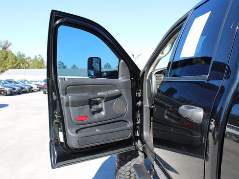 Used 2003 Dodge Ram 2500 Truck ST image 33