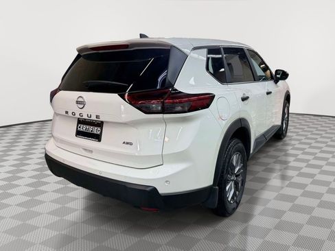 Used 2026 Nissan Rogue S AWD/4WD image 6
