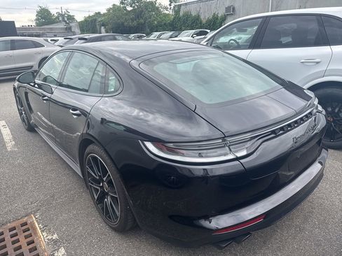 Certified 2022 Porsche Panamera GTS AWD/4WD image 9
