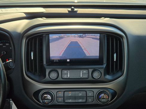 Used 2022 Chevrolet Colorado Z71 image 18