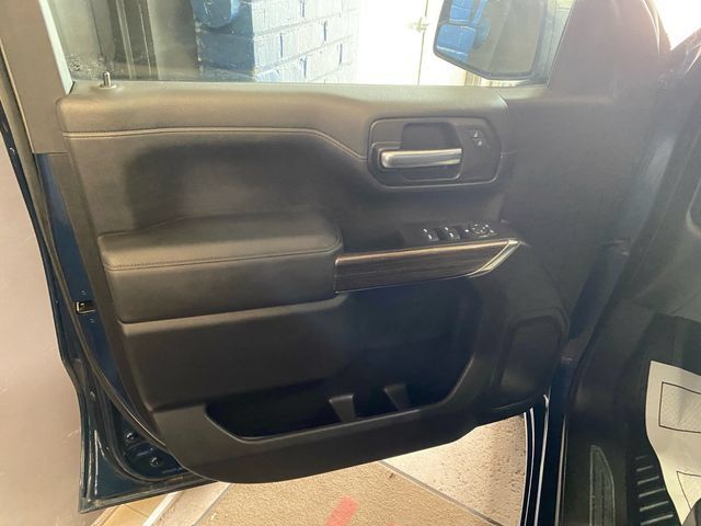 Used 2021 Chevrolet Silverado 1500 LT AWD/4WD image 11