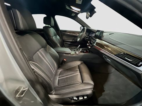 Used 2020 BMW 540i w/ Premium Package RWD image 23