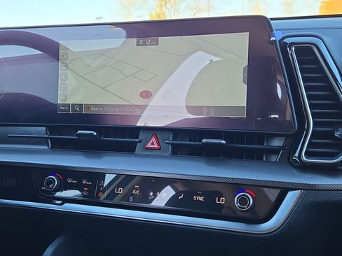 New 2025 Kia Sportage SX image 17