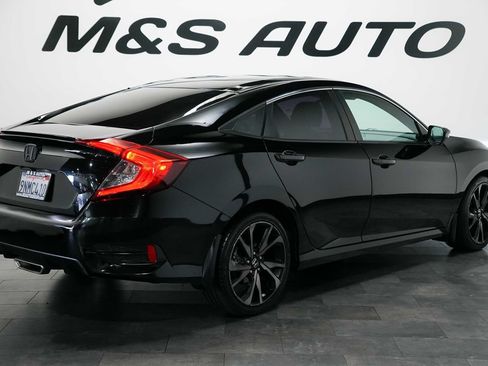 Used 2021 Honda Civic Sport image 4