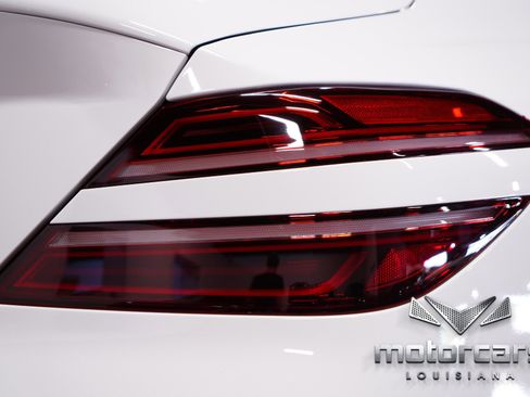 Used 2023 Genesis G70 2.0T w/ Sport Prestige Package image 19