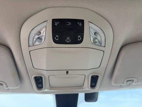 Used 2020 Chrysler Pacifica Limited FWD image 21