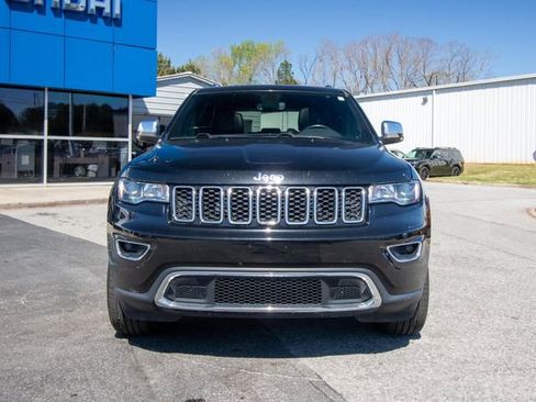 Used 2022 Jeep Grand Cherokee Limited image 3