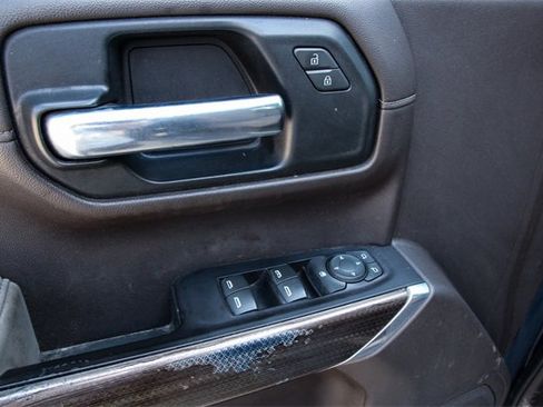 Used 2020 Chevrolet Silverado 1500 RST w/ All-Star Edition image 13