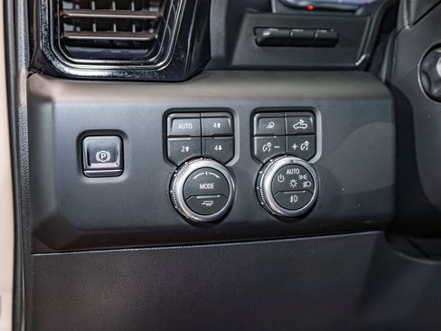 Used 2026 GMC Sierra 1500 AT4 w/ AT4 Premium Package AWD/4WD image 21