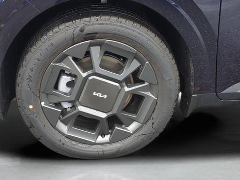 New 2026 Kia Carnival EX image 10