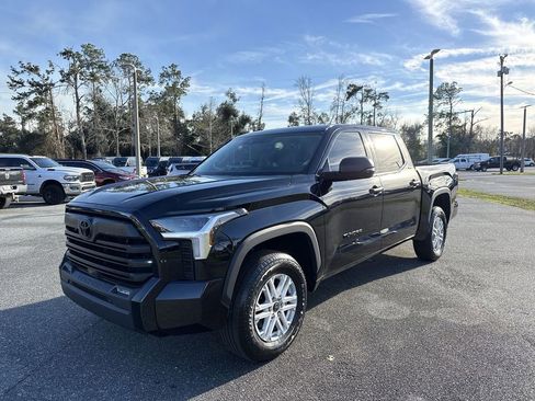 Used 2024 Toyota Tundra SR5 image 6