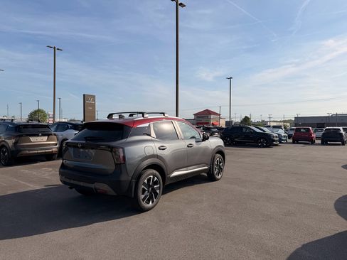 New 2026 Nissan Kicks SV w/ Cold Weather Package AWD/4WD image 3