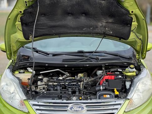 Used 2012 Ford Fiesta SE image 27