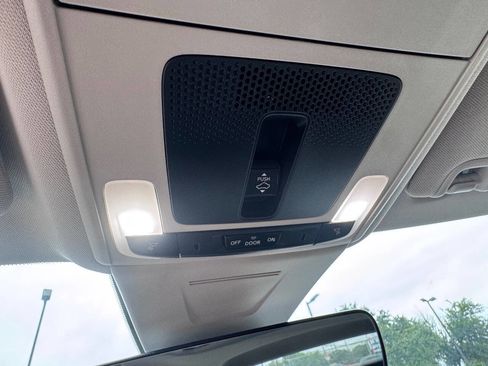 Used 2024 Honda Civic Touring image 27