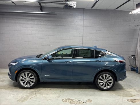 New 2026 Buick Envista Sport Touring FWD image 32