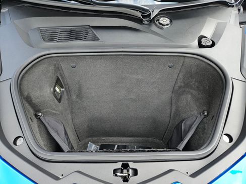 Certified 2024 Chevrolet Corvette Stingray Preferred Cpe image 28