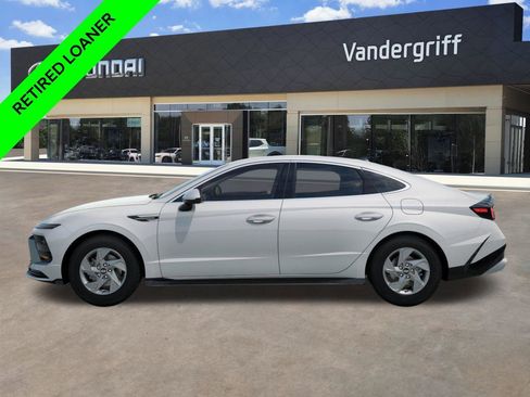 New 2025 Hyundai Sonata SE image 3