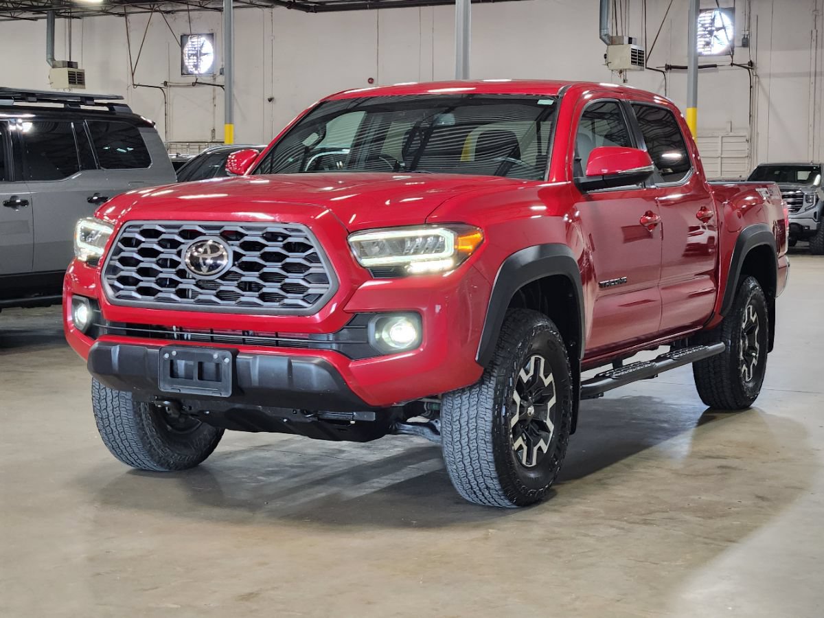 Used 2022 Toyota Tacoma TRD Off-Road AWD/4WD image 4