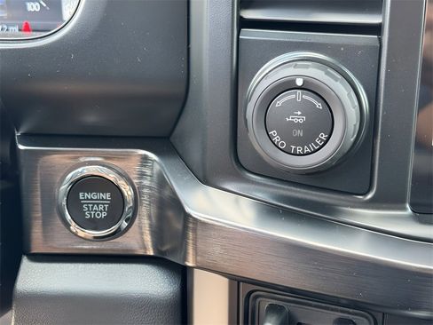 New 2025 Ford F250 Lariat w/ Lariat Ultimate Package image 18