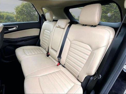 Certified 2022 Ford Edge SEL w/ Convenience Package AWD/4WD image 25