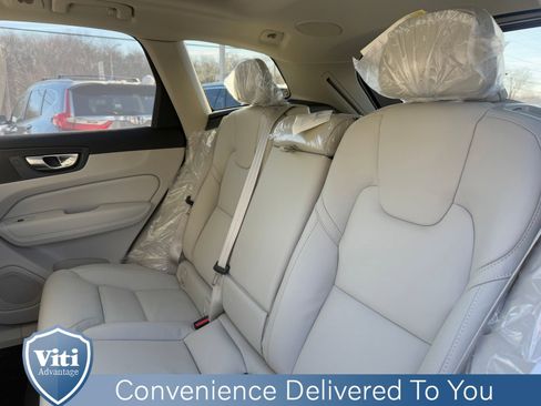 New 2026 Volvo XC60 B5 Ultra w/ Protection Package Premier image 14