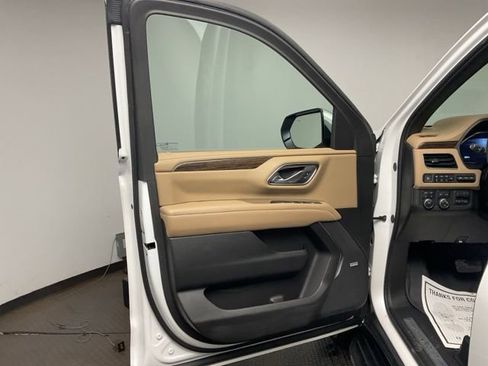 Certified 2024 Chevrolet Tahoe Premier w/ Advanced Technology Package image 10