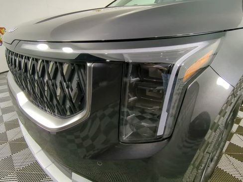 New 2026 Kia Carnival LXS image 45