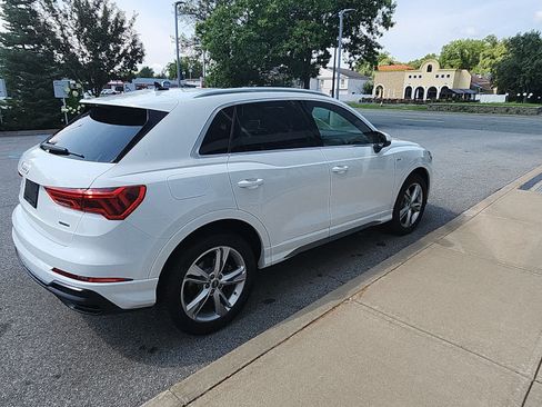 Used 2021 Audi Q3 2.0T Premium AWD/4WD image 14